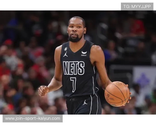 杜兰特底线回收一脚精准推射，篮网迎来高潮